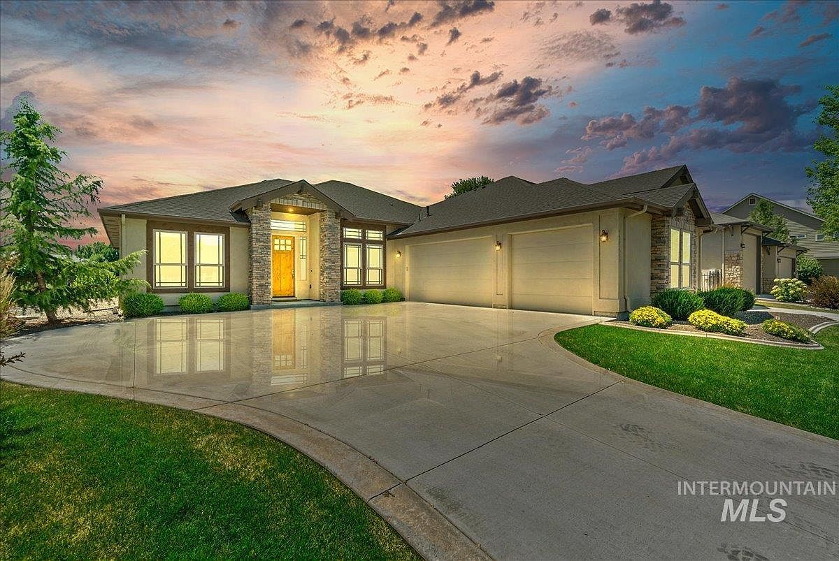 12125 W Pinewood River Ln, Star, ID 83669 Zillow