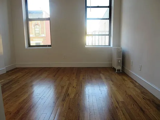 Rented by The Elhanani Group, Inc | media 22