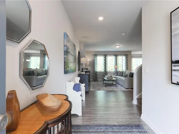 5126 Longview Run, Decatur, GA 30035