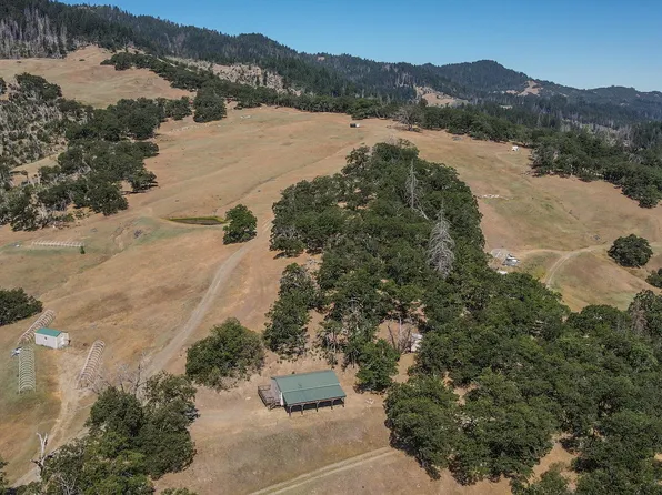 6506 Mad River Rd, Bridgeville, CA 95526