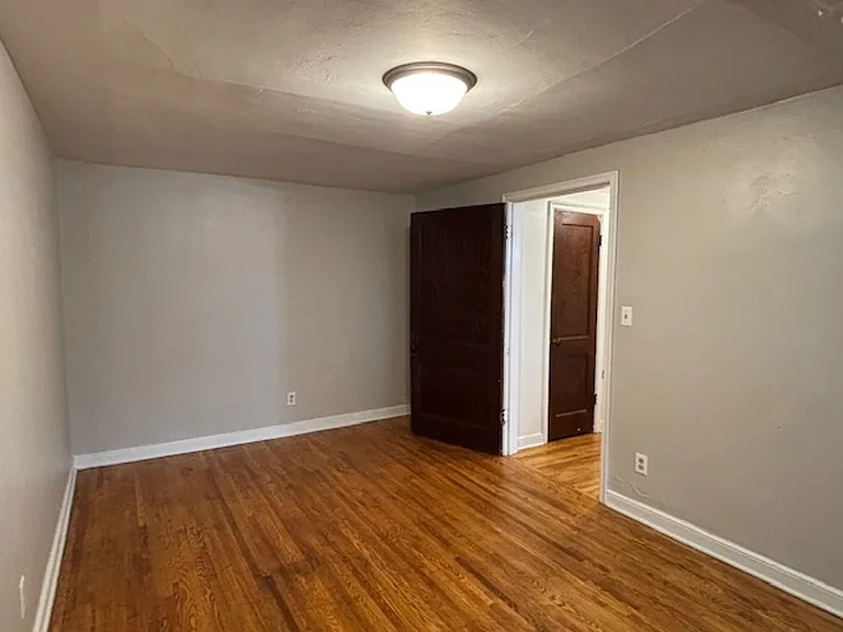 1670 Marshall Ave — Photo 11