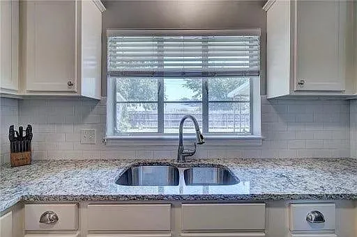 2725 Ridgeview Dr — Photo 9