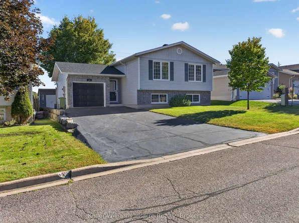 120 Cockburn Cres, Pembroke, ON K8A 8K6