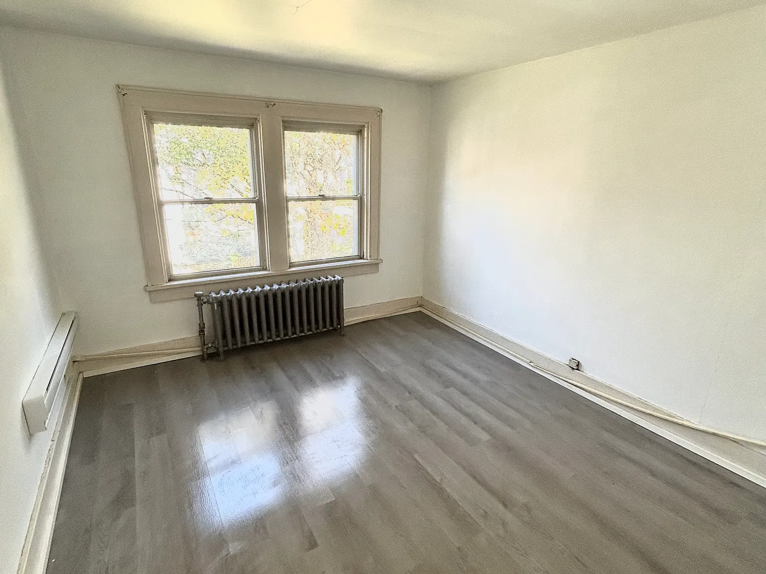 2 bed, $695 — Photo 1
