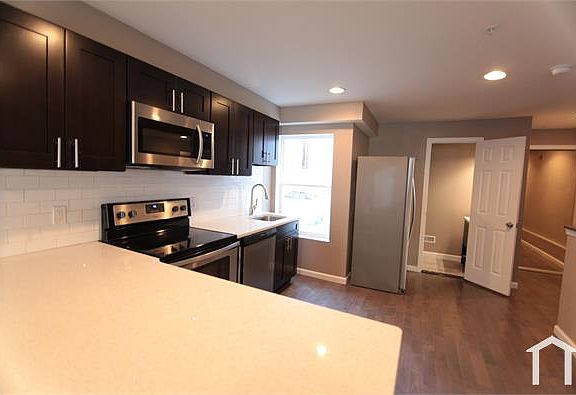 3rd image of 1715 Cecil B Moore Ave #1