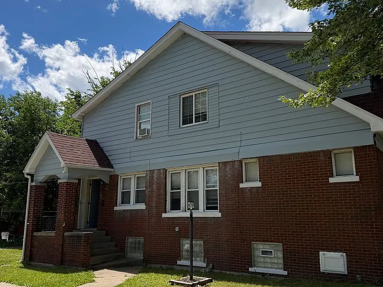 11790 E Outer Dr #&-5609 — Photo 2