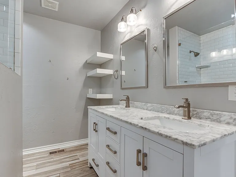 1442 Duffner Dr — Photo 4
