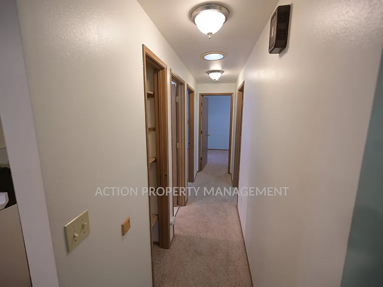 353 Madrona Way — Photo 8