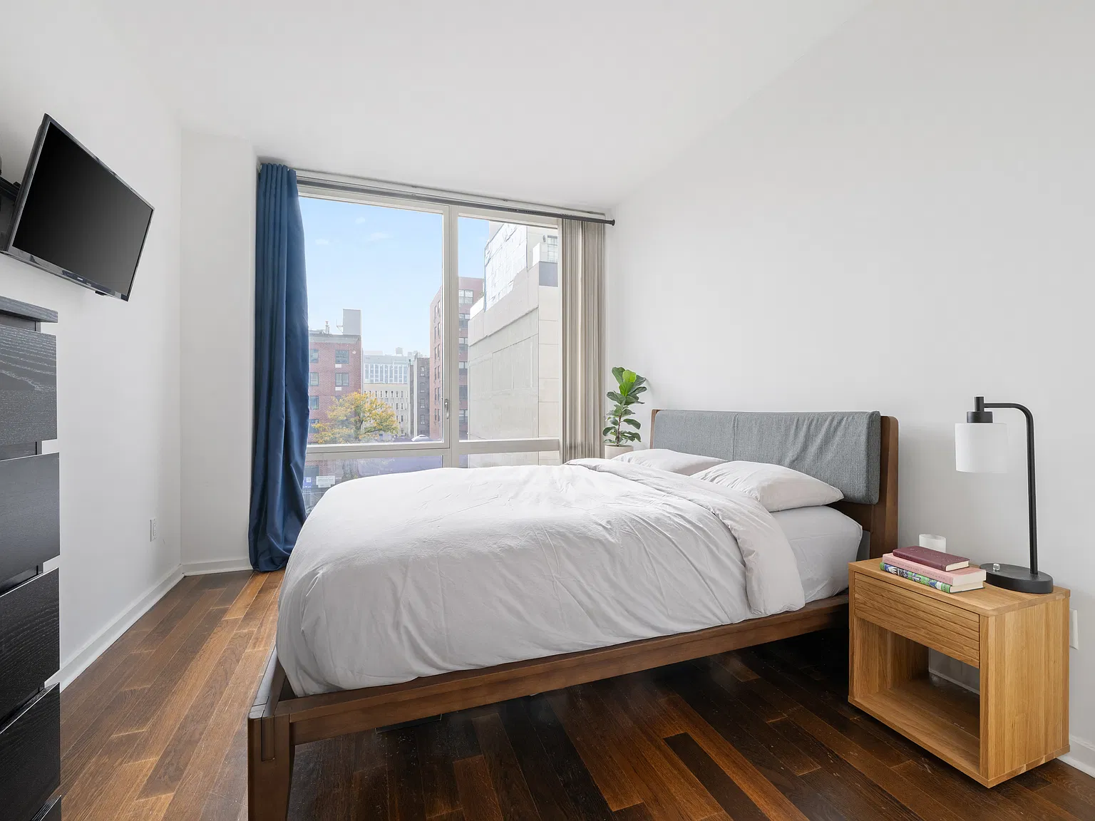 340 East 23rd Street — Photo 4