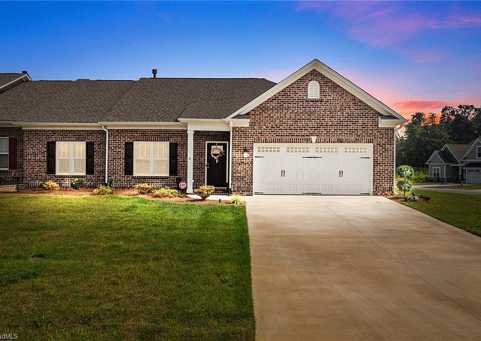 1st image of 2353 Whelen Dr