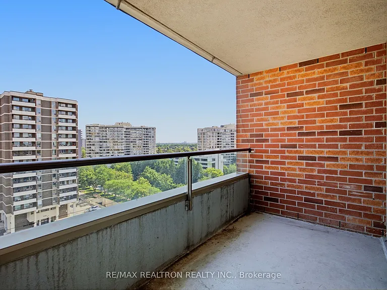 850 Steeles Ave W #1103 — Photo 21