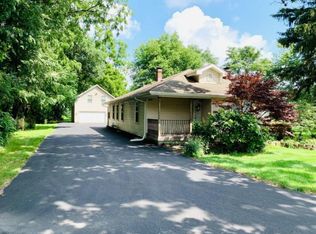 1009 Martinal Rd, Valparaiso, IN 46383