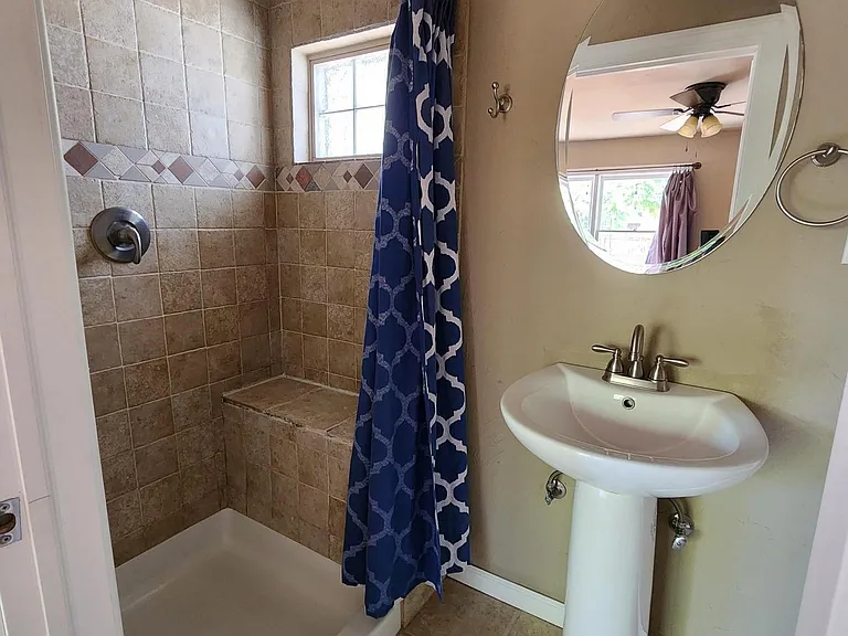 2514 NW 46th St — Photo 10