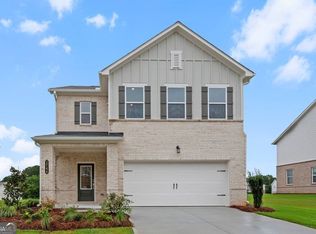 1744 Fawlocke Run, Loganville, GA