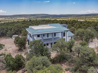 35 Fleetfoot Rd, Tijeras, NM 87059
