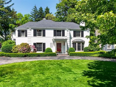 66 Oxford Rd, Grosse Pointe Shores, MI, 48236
