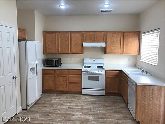 4th image of 6387 Grays River Ct