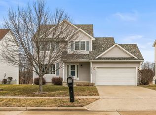 5123 68th St, Urbandale, IA 50322
