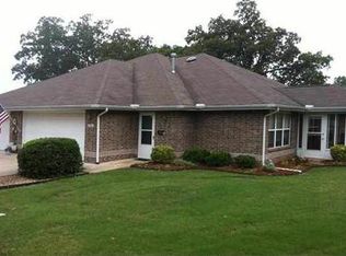 1575 Meadowhill Dr, Mountain Home, AR 72653