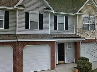 602 Poplar Grove Pl, Summerville, SC 29483