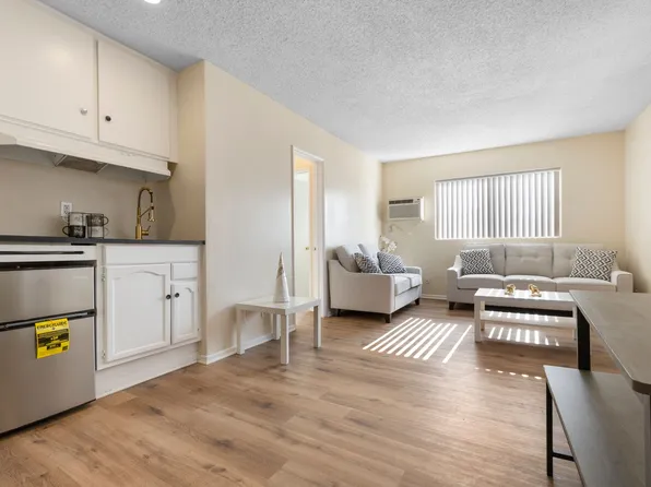 5105 Bakman Ave #18, North Hollywood, CA 91601