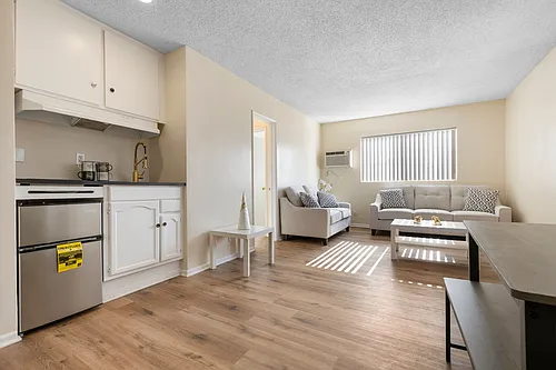 5105 Bakman Ave #18 Photo 1