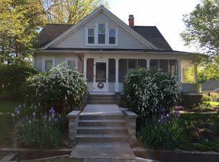 141 W Hardin St, Virginia, IL 62691