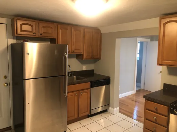 6 Salem Ave #5, Woburn, MA 01801