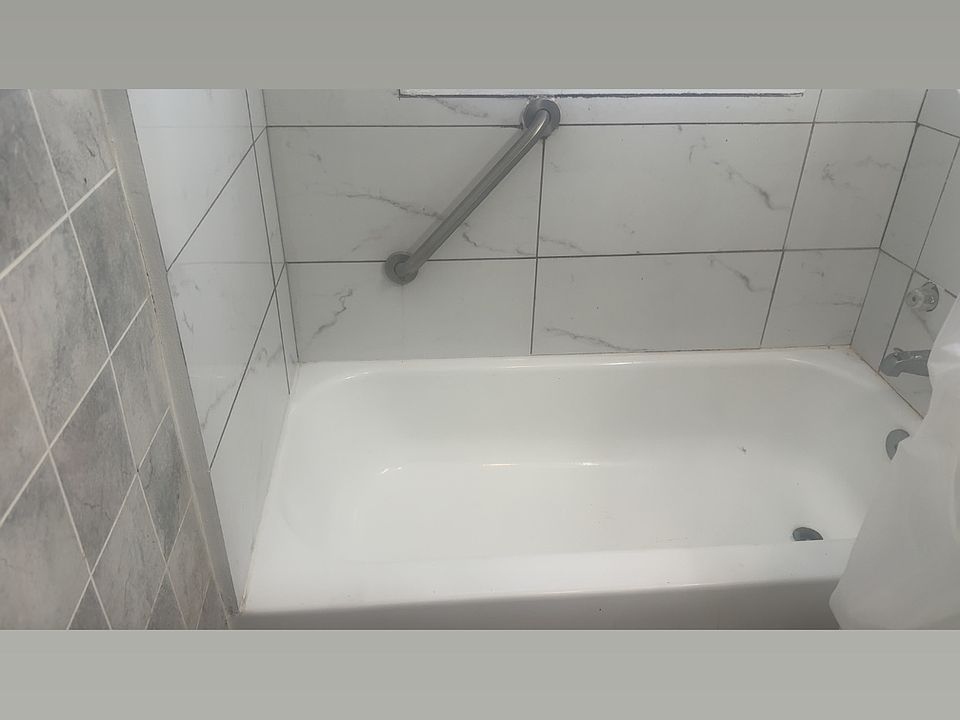 1st image of 1009 Bellwood Ave APT 1S