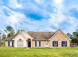 97 Lynne Dr, Carriere, MS 39426