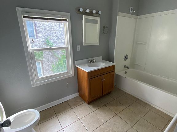 4th image of 532 S 26th Ave APT 2