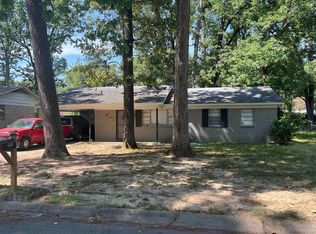 6816 Knollwood Rd, Little Rock, AR 72209