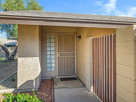 3rd image of 17635 N LINDNER Drive