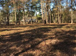 214 Oak Grove Ln, New Caney, TX 77357