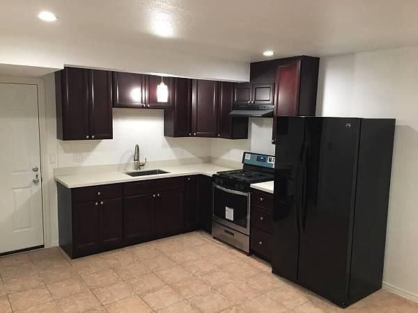 Kitchen\livingRoom