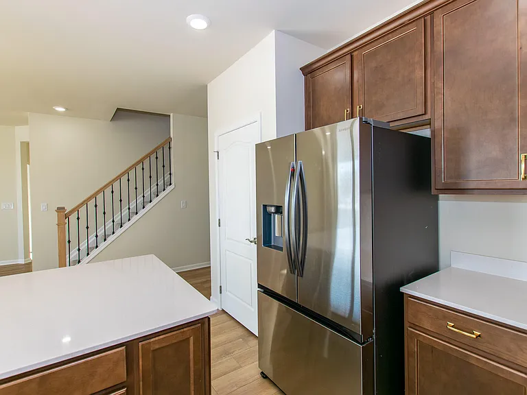 723 W Spaniel Dr — Photo 10
