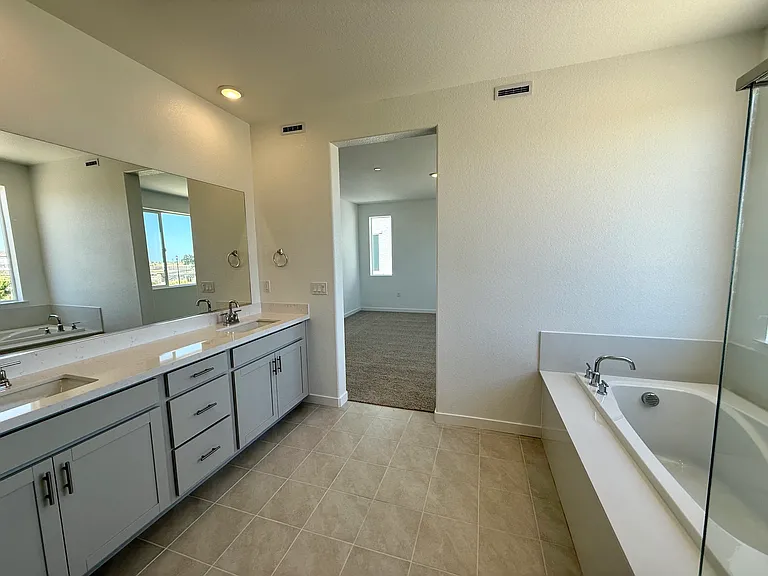 809 Canoe Ct — Photo 31