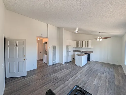 Floor plan 302