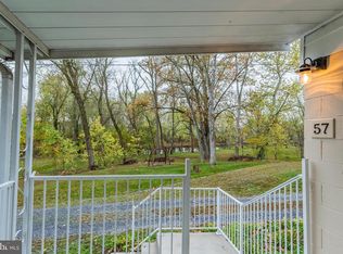 57 Waterside Dr, Carlisle, PA 17015