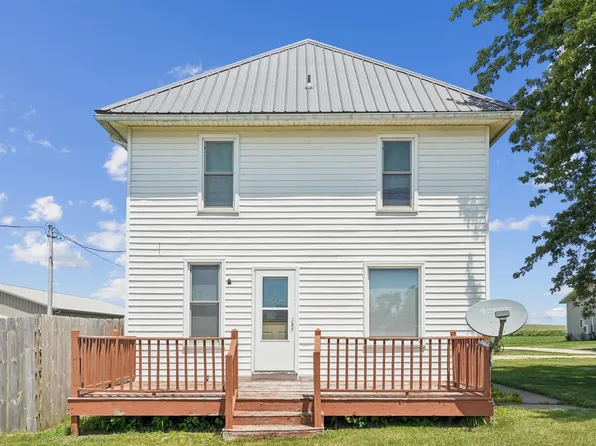 201 N 9th St, Quasqueton, IA 52326