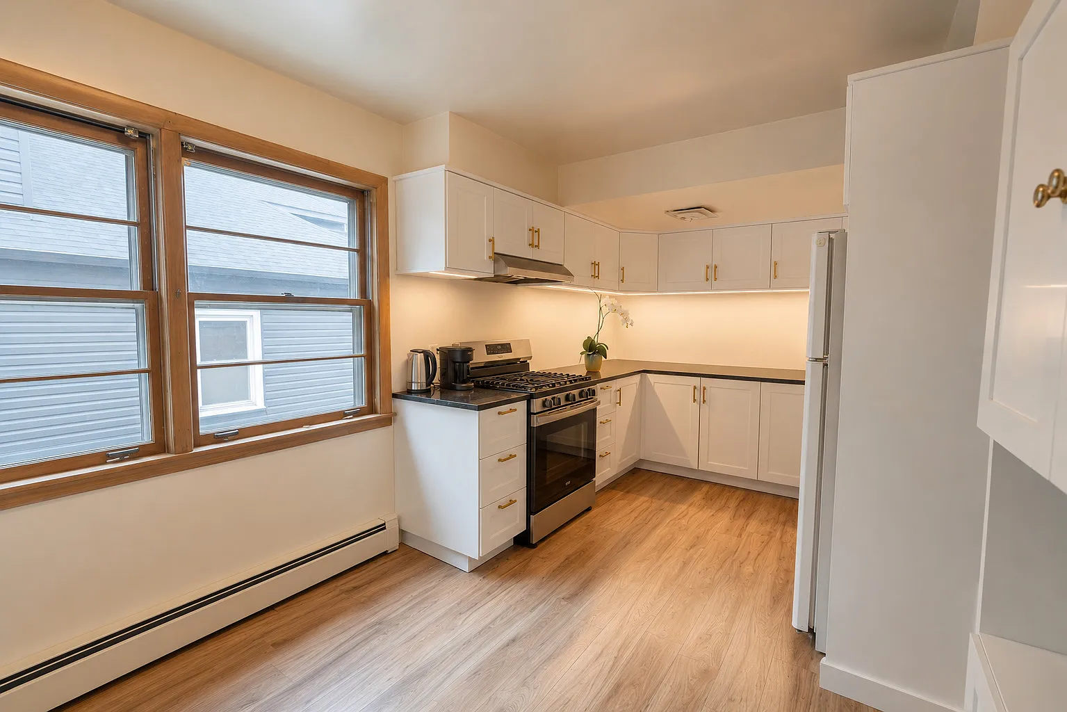 1 bed, 820 sqft, $1,595 — Photo 3