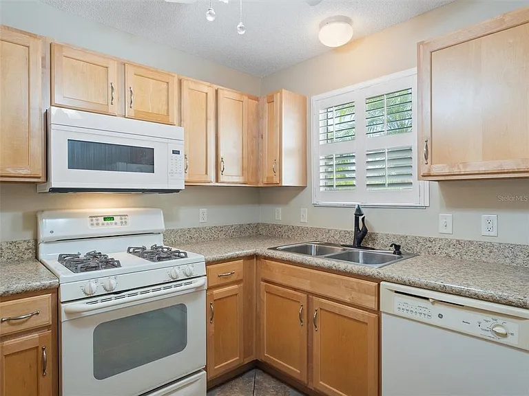 2461 Due West Dr — Photo 4