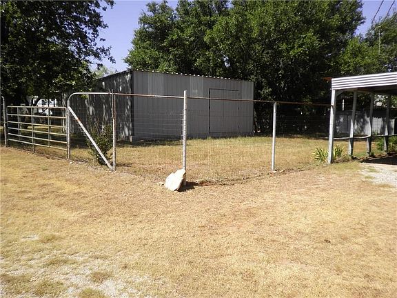 2nd image of 4030 Navaho Dr