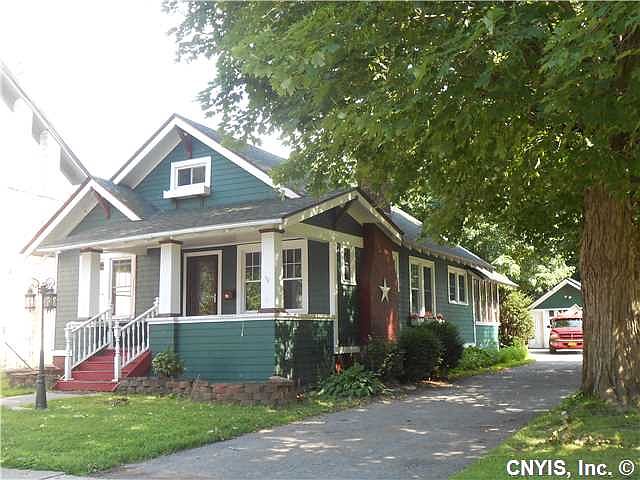 1st image of 817 Washington St