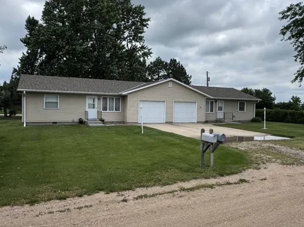 1113 & 1115 Putter St, Oneill, NE 68763