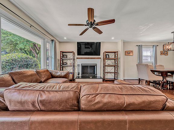 5th image of 5743 Pine Acres Ln