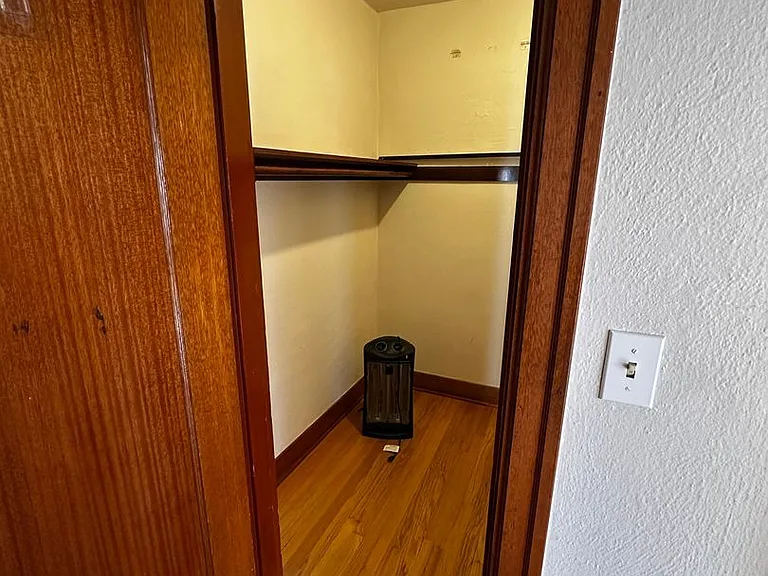 Silver Apartments — Photo 26