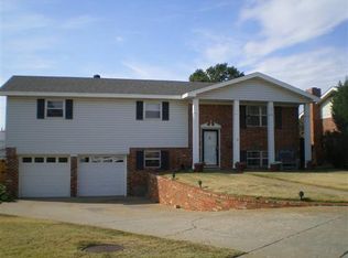 1504 Primrose Ln, Borger, TX 79007