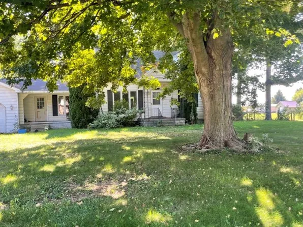 31572 Us Highway 20, New Carlisle, IN 46552