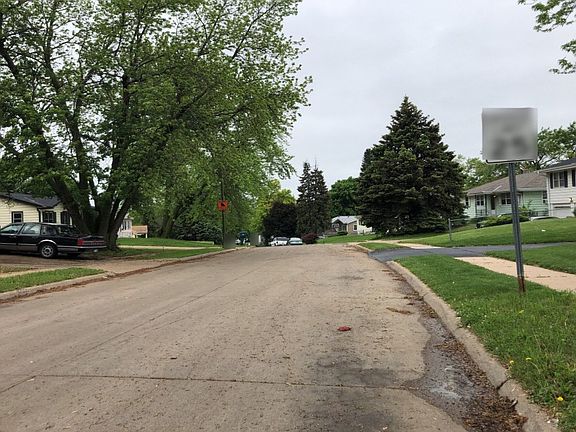 5th image of 5560 N 61st St